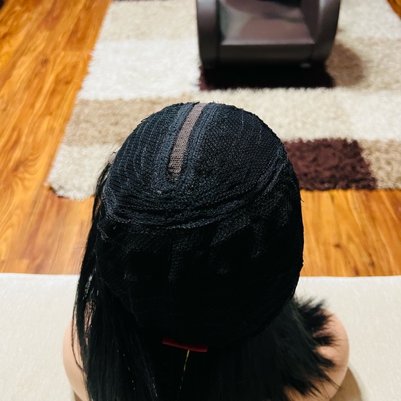 Wig - Picture 7 of 8